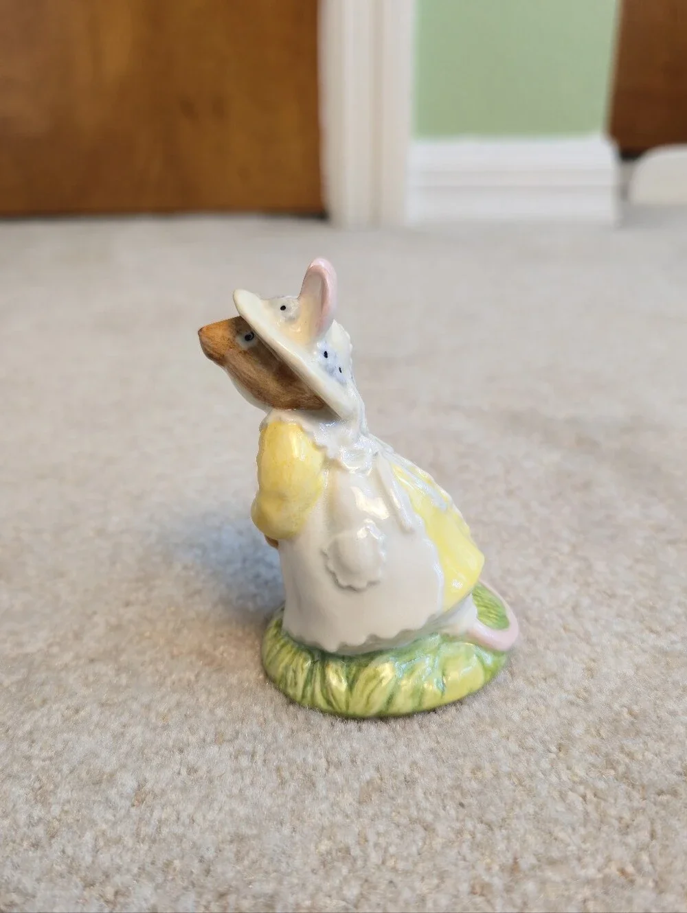 Royal Doulton Brambly Hedge 'Primrose Woodmouse' Porcelain Figurine 1982